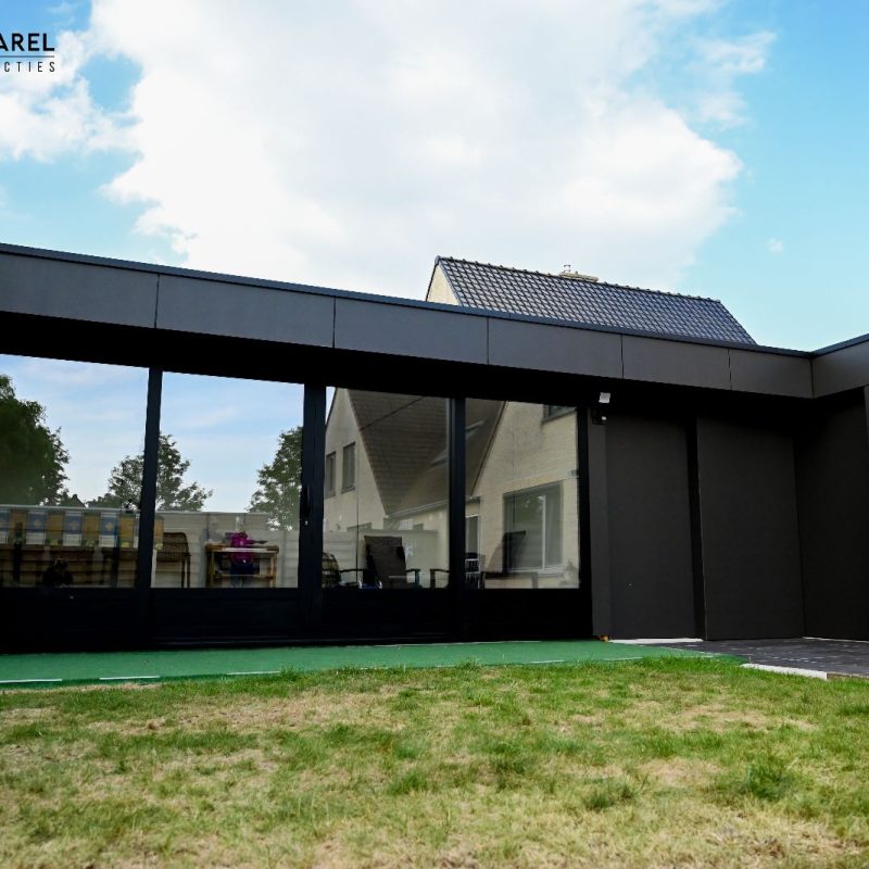 Gevelbekleding Houten bijgebouw door houtconstructies Packet uit Diksmuide